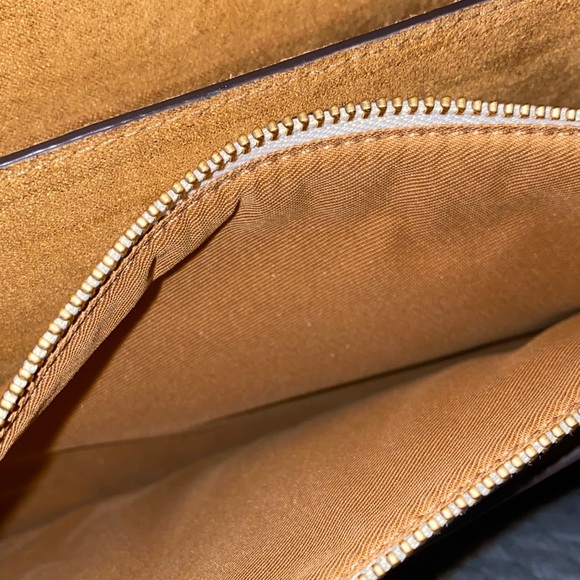 Coach Striped Crossbody Bag with Gold Chain - Picture 8 of 16